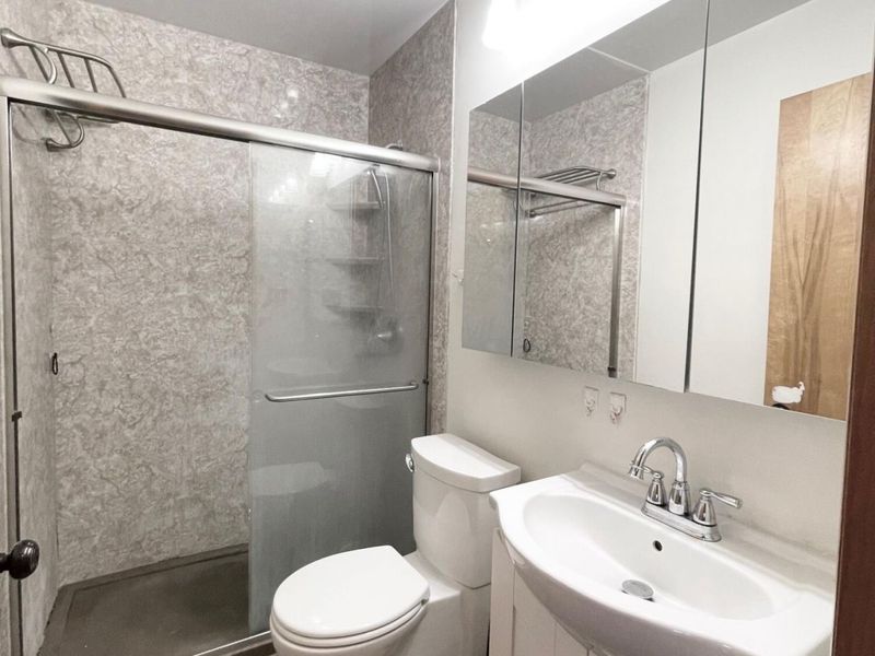 5352 Hazelwood Road, Columbus, OH 43229 Photo 24