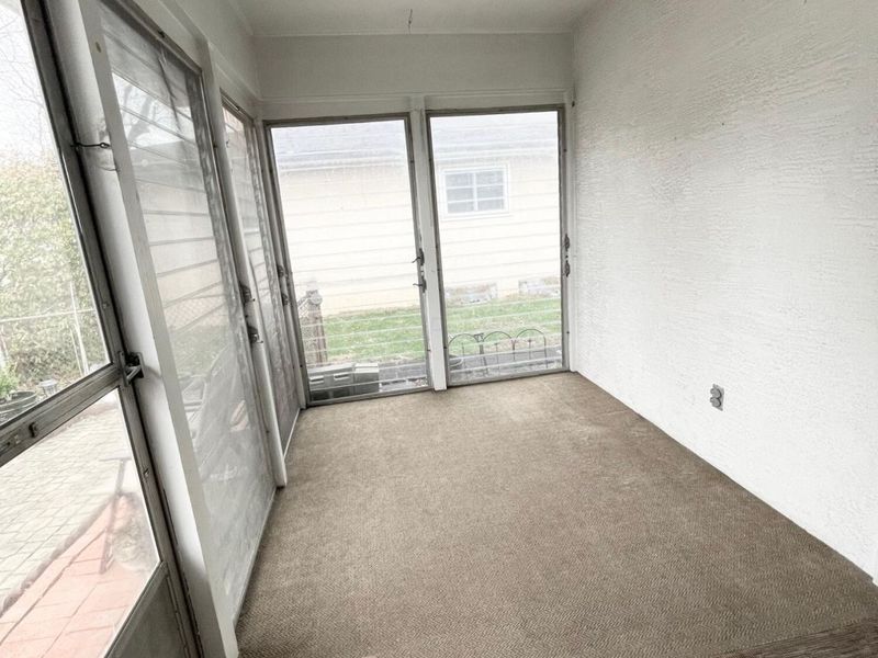 5352 Hazelwood Road, Columbus, OH 43229 Photo 25