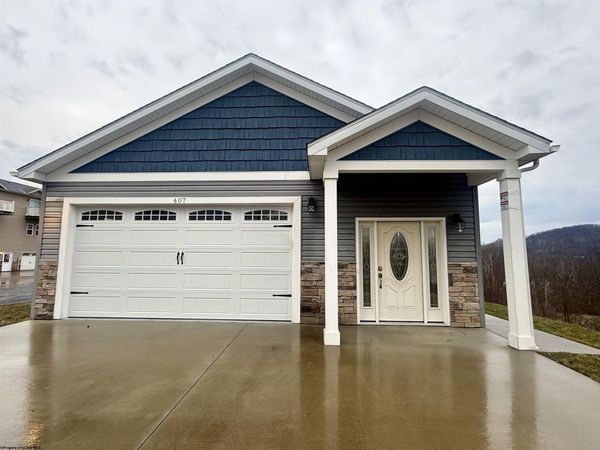 407 Kings Point Lane, Morgantown, WV 26508