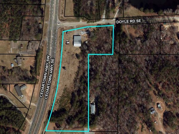 10 Doyle Road SE, Lindale, GA 30147