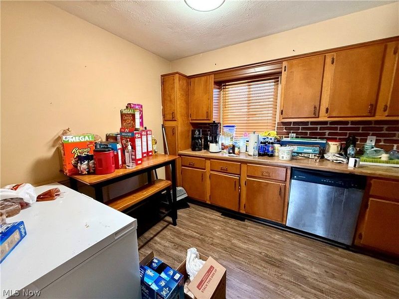 79 W Grace Street, Bedford, OH 44146 Photo 4