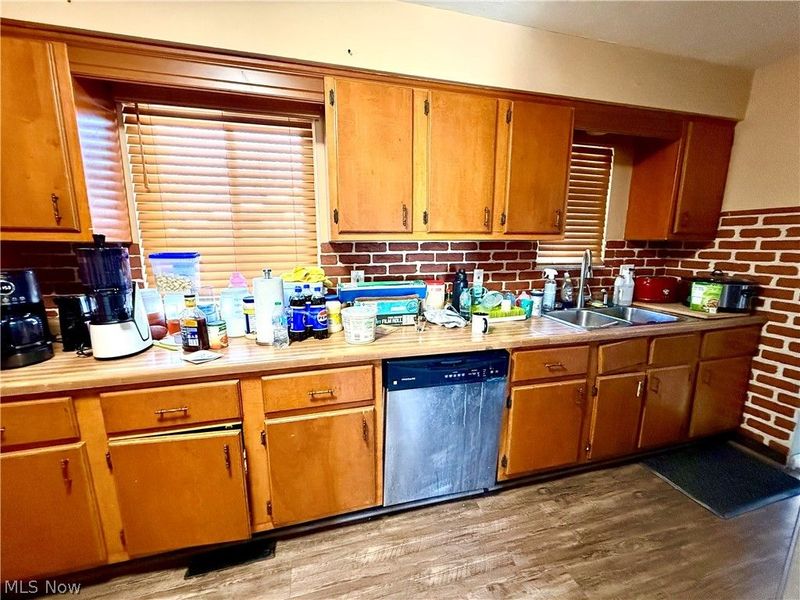 79 W Grace Street, Bedford, OH 44146 Photo 5