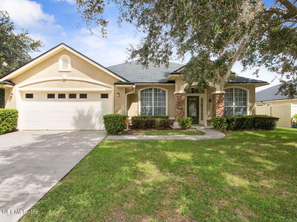 9557 ADELAIDE Drive, Jacksonville, FL 32244