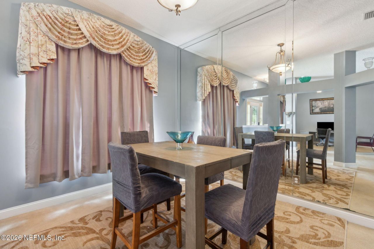 9557 Adelaide Drive, Jacksonville, FL 32244 Photo