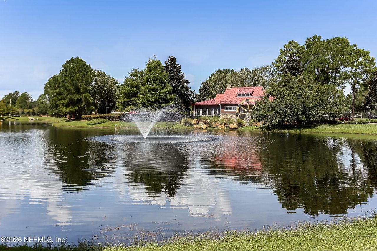 9557 Adelaide Drive, Jacksonville, FL 32244 Photo