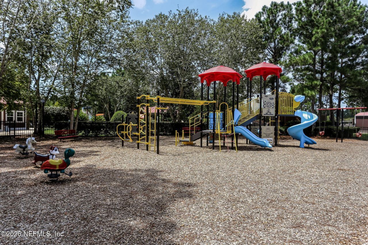 9557 Adelaide Drive, Jacksonville, FL 32244 Photo