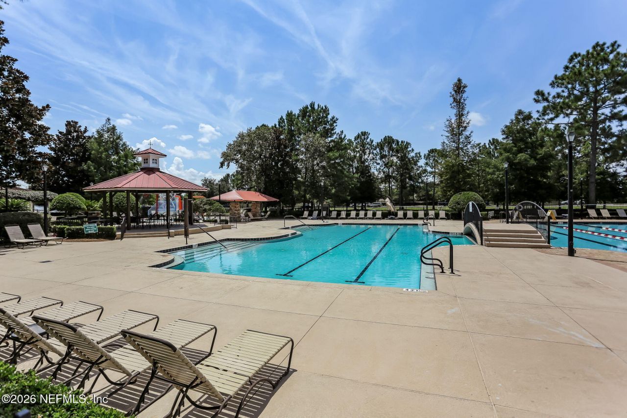 9557 Adelaide Drive, Jacksonville, FL 32244 Photo