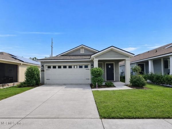 86226 MAINLINE Road, Yulee, FL 32097