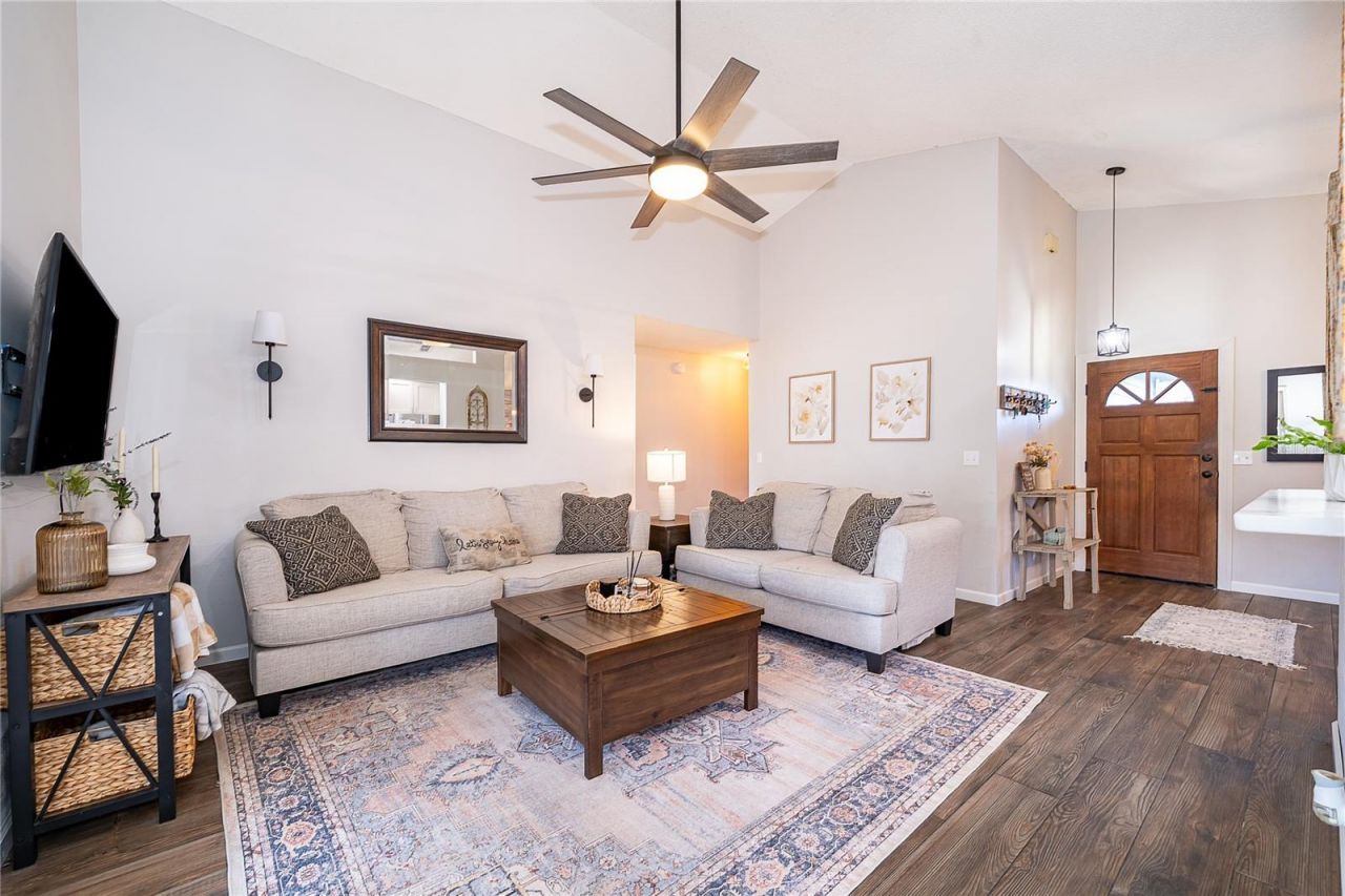 3113 Colorado Avenue , Orlando, FL 32826 Photo