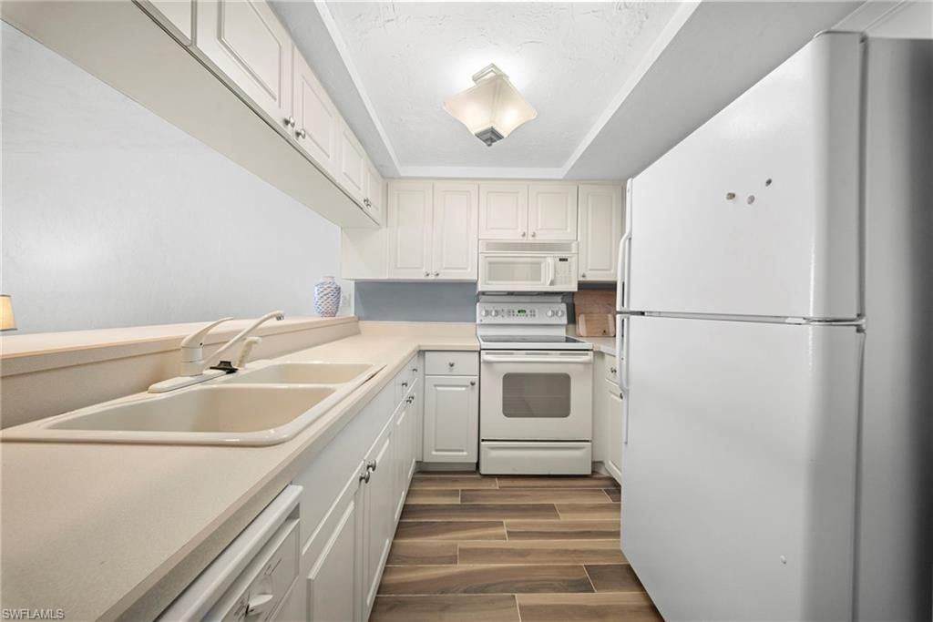 25820 Hickory Blvd, Unit 402, Bonita Springs, FL 34134 Photo