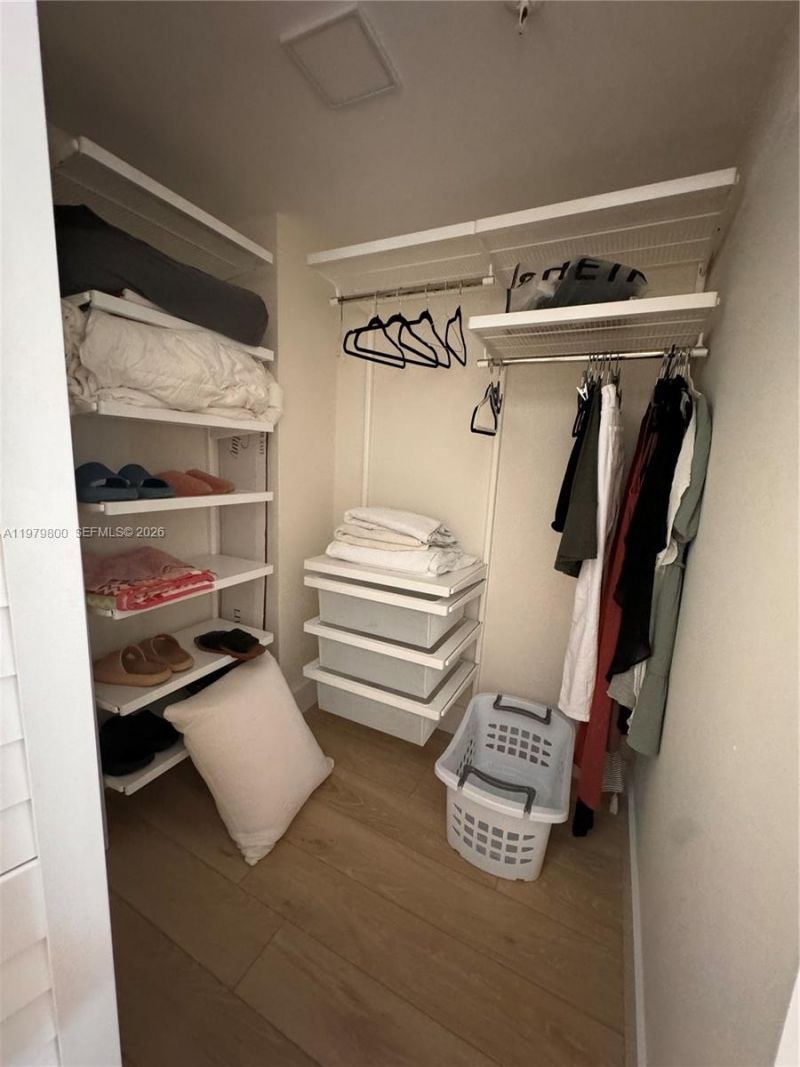 2457 Collins Ave , Unit 1105, Miami Beach, FL 33140 Photo