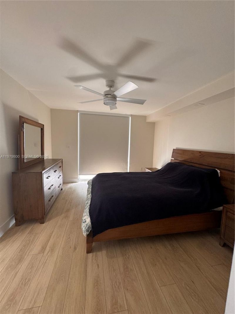 2457 Collins Ave , Unit 1105, Miami Beach, FL 33140 Photo