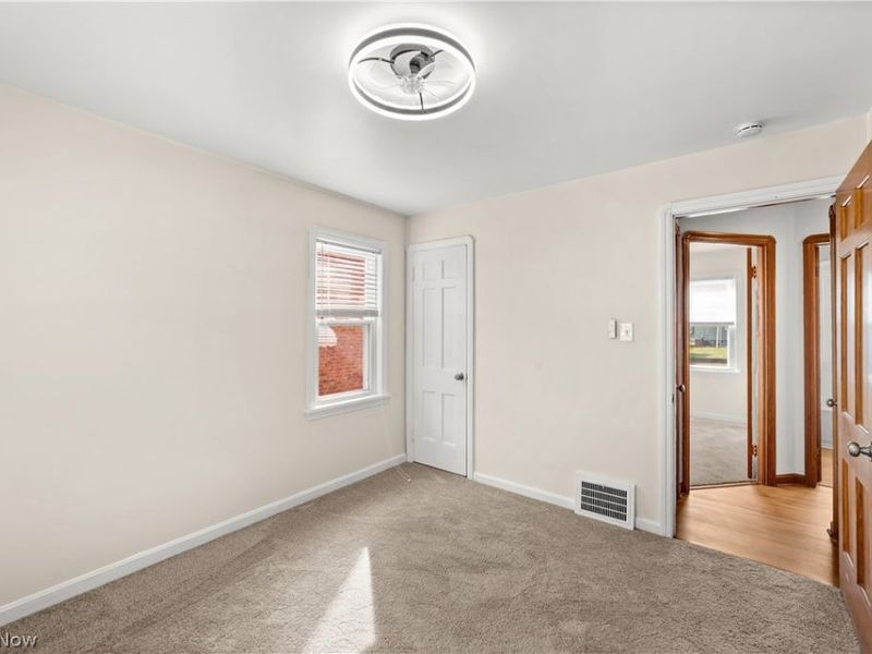 4484 W 57th Street, Cleveland, OH 44144 Photo 16