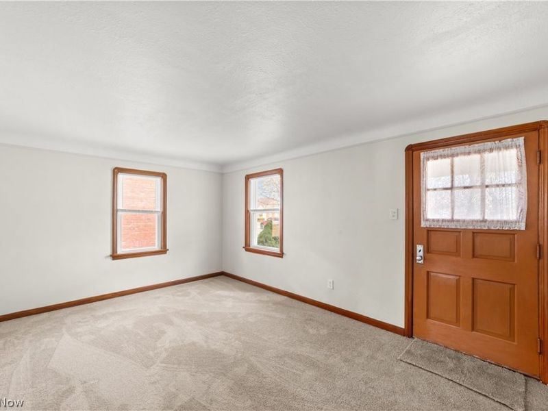 4484 W 57th Street, Cleveland, OH 44144 Photo 3