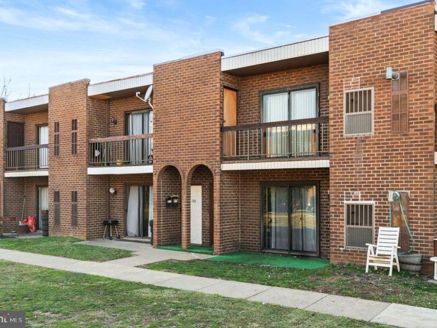 9926 00 Haldeman Avenue, Philadelphia, PA 19115 Main Photo