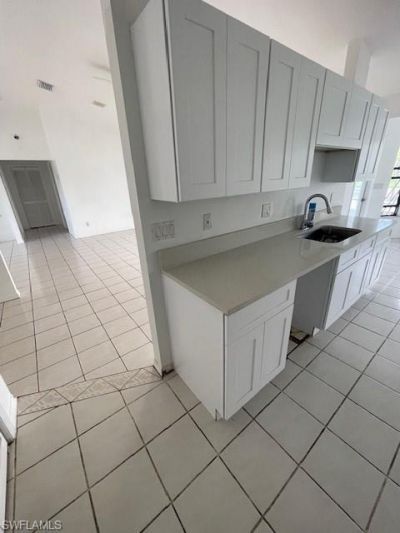 3425 SE 10th Ave, Cape Coral, FL 33904 Photo