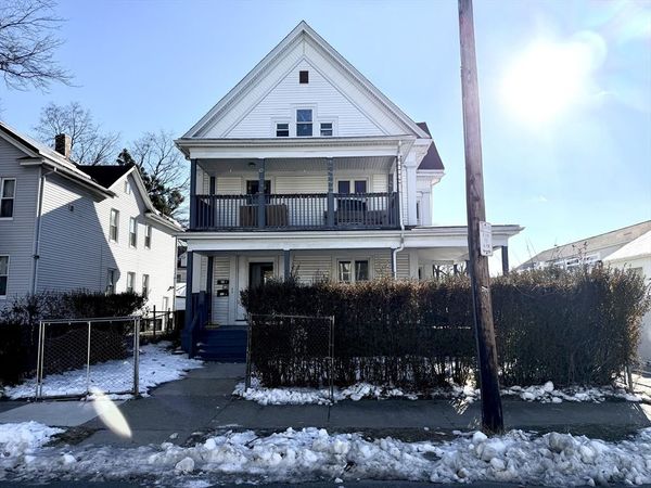 21 Merwin St, Springfield, MA 01107