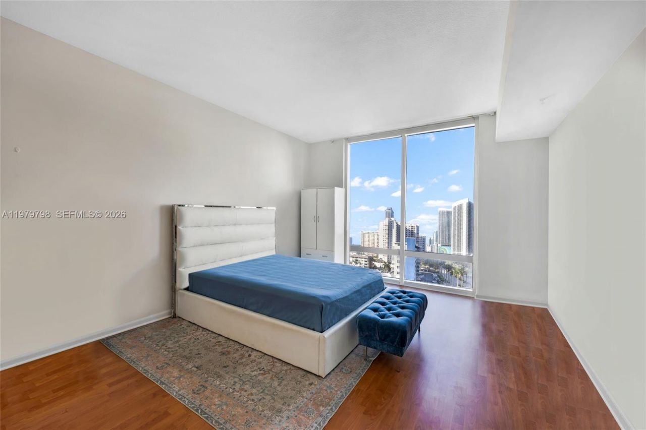 1945 S Ocean Dr , Unit 714, Hallandale Beach, FL 33009 Photo