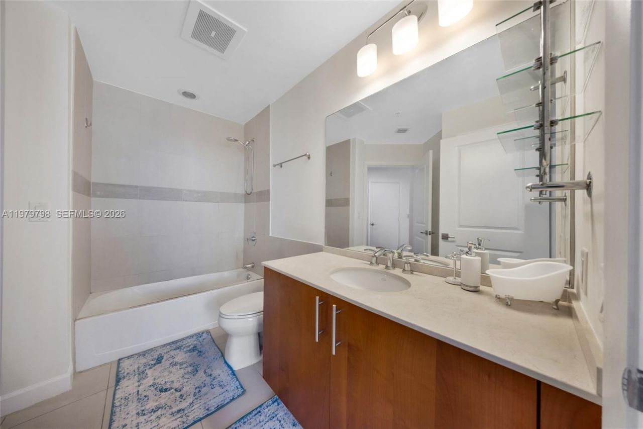 1945 S Ocean Dr , Unit 714, Hallandale Beach, FL 33009 Photo