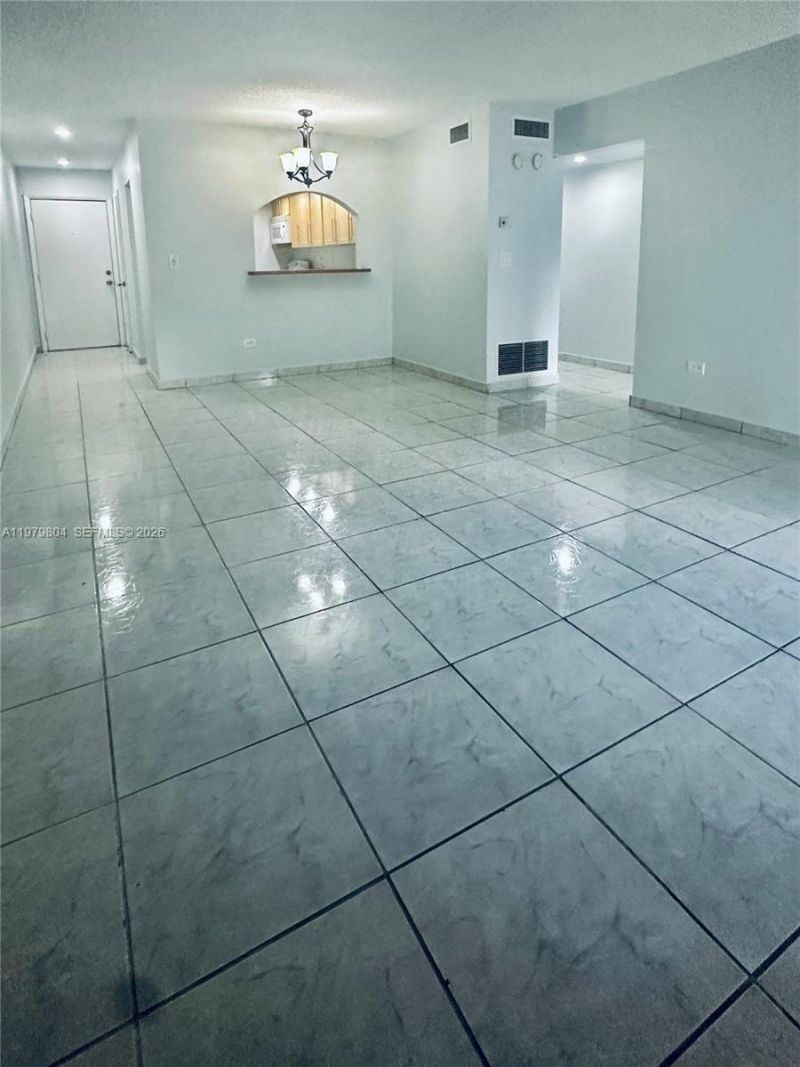 8101 SW 73rd Ave , Unit 17, Miami, FL 33143 Photo