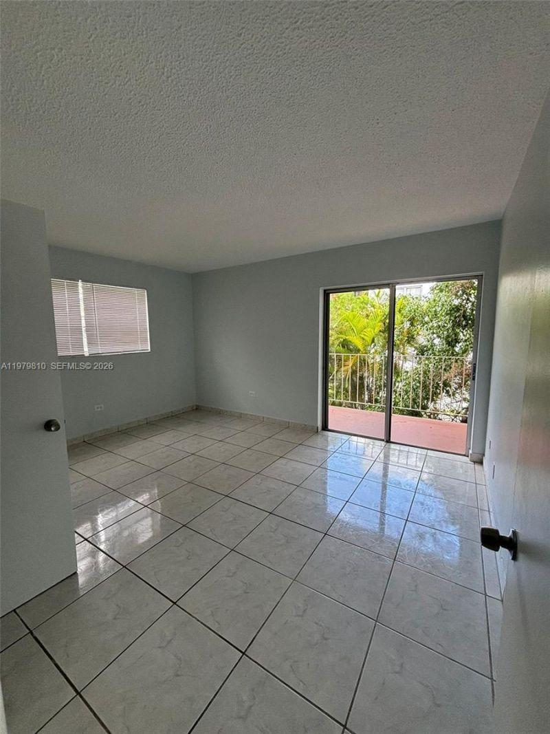 8101 SW 73rd Ave, Unit 28, Miami, FL 33143 Photo