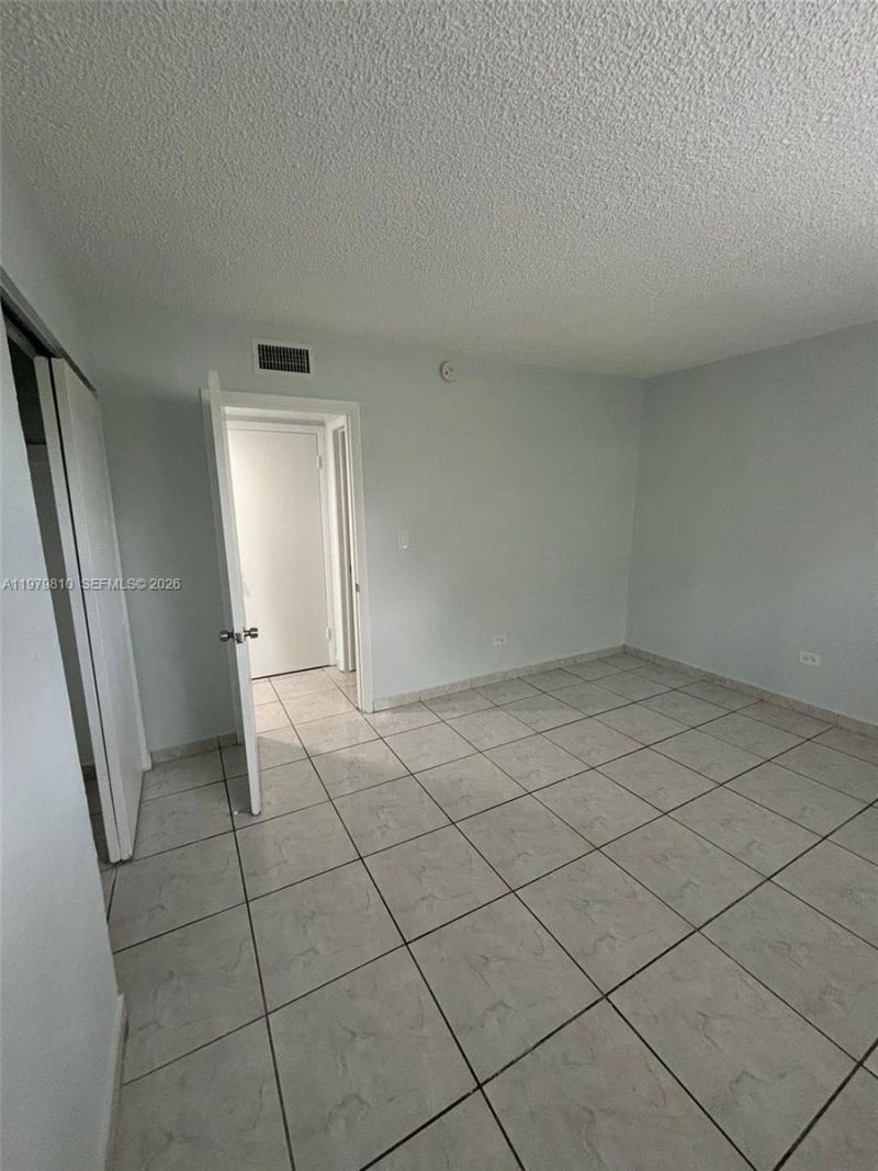 8101 SW 73rd Ave, Unit 28, Miami, FL 33143 Photo