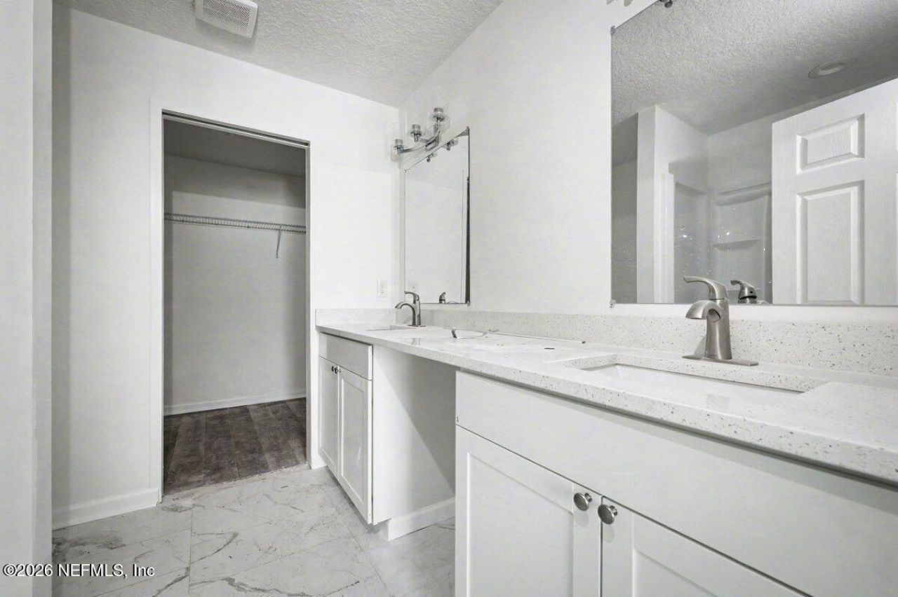 5252 Cleveland Road, Jacksonville, FL 32209 Photo