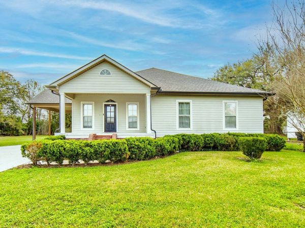 118 Hotard Street, Bourg, LA 70343