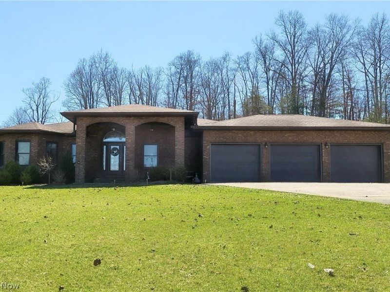 10174 Veto Road, Belpre, OH 45714 Photo 1
