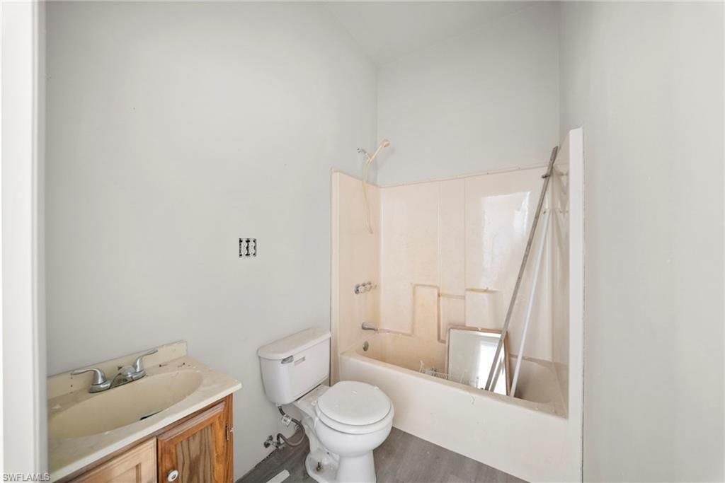 19560 Spicewood Ln , Fort Myers, FL 33908 Photo