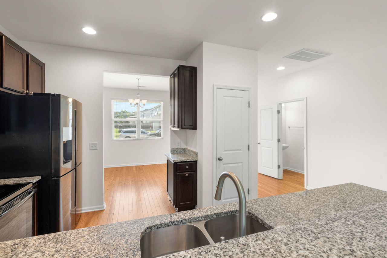 9079 Parlor Drive Photo 11