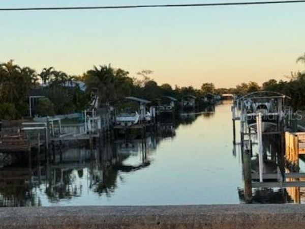 3915 MAGNOLIA WAY , PUNTA GORDA, FL 33950