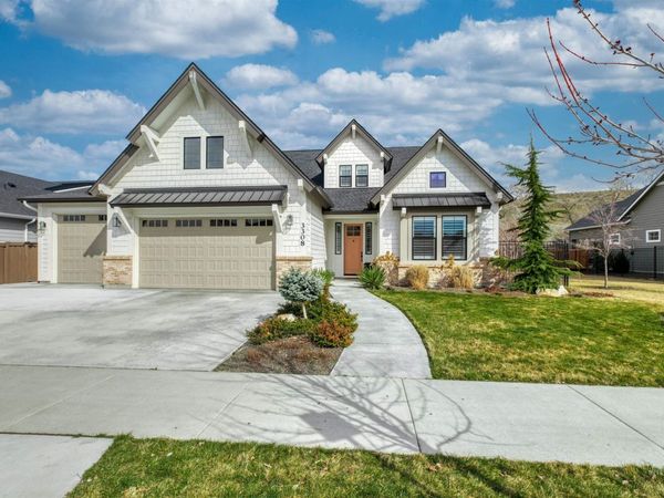 3308 W Miners Farm Dr, Boise, ID 83714