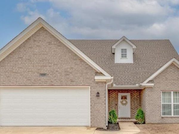 4725 Edgemont Dr , Jonesboro, AR 72405