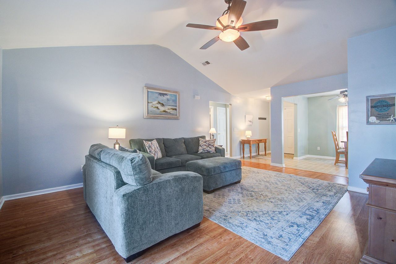 106 Mcgrady Drive Photo 11