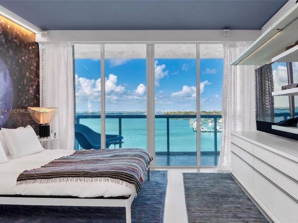 10 Venetian Way, Unit 904, Miami Beach, FL 33139