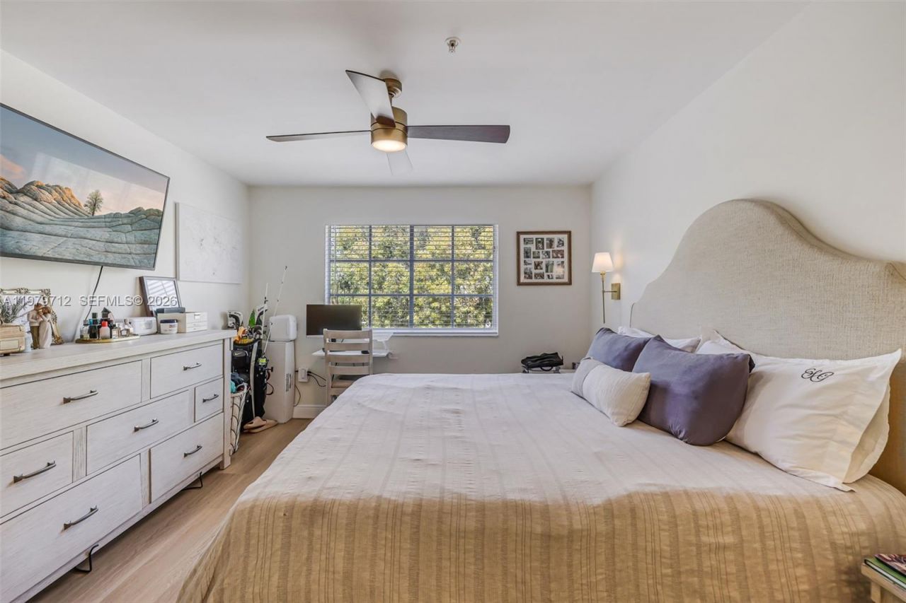 12172 Saint Andrews Pl , Unit 307, Miramar, FL 33025 Photo