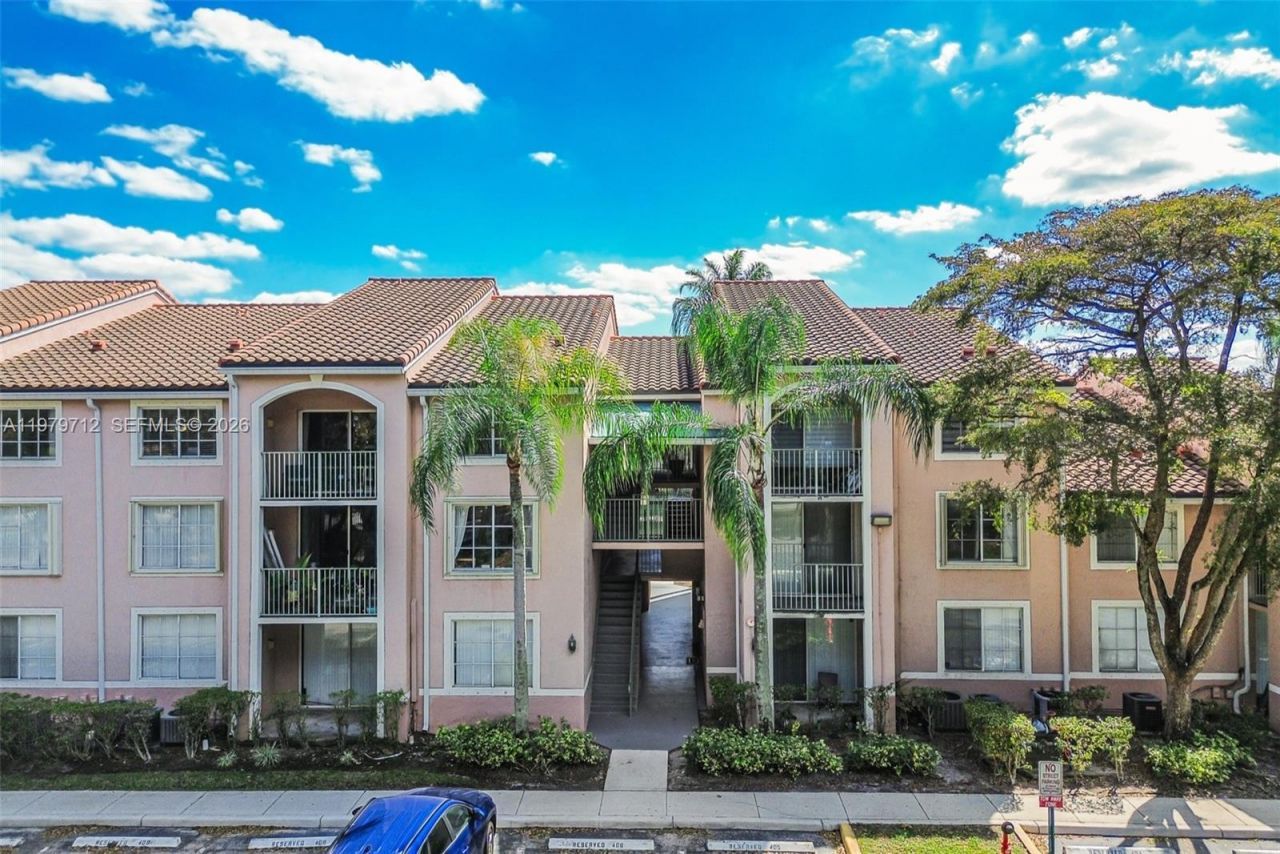 12172 Saint Andrews Pl , Unit 307, Miramar, FL 33025 Photo