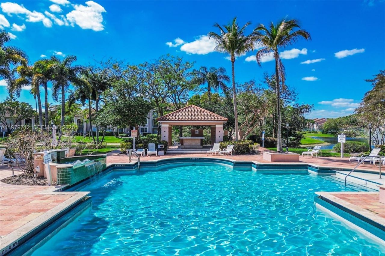 12172 Saint Andrews Pl , Unit 307, Miramar, FL 33025 Photo