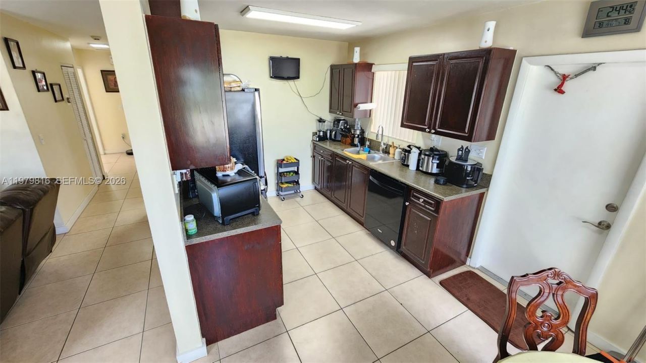 20120 NW 11th Ct , Miami Gardens, FL 33169 Photo