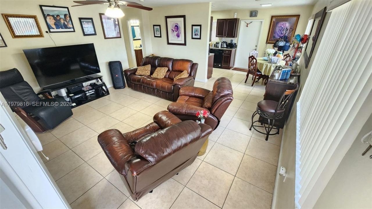 20120 NW 11th Ct, Miami Gardens, FL 33169 Photo