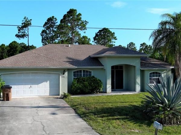 1130 Bari ST E, LEHIGH ACRES, FL 33974