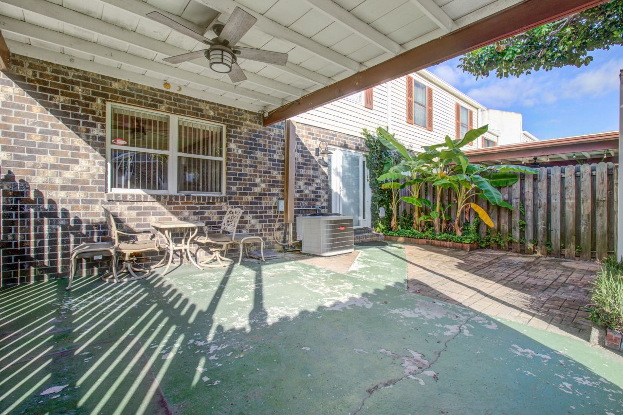 2932 Cathedral Lane Photo 41