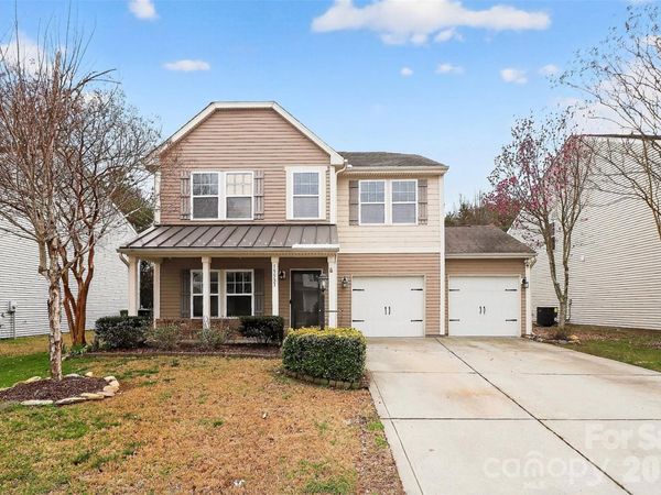 15531 Lakepoint Forest Drive, Charlotte, NC 28278