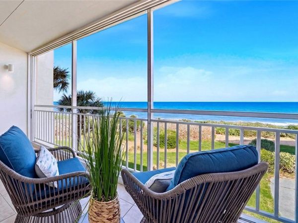 8814 S Sea Oaks Way, Unit 304, Vero Beach, FL 32963