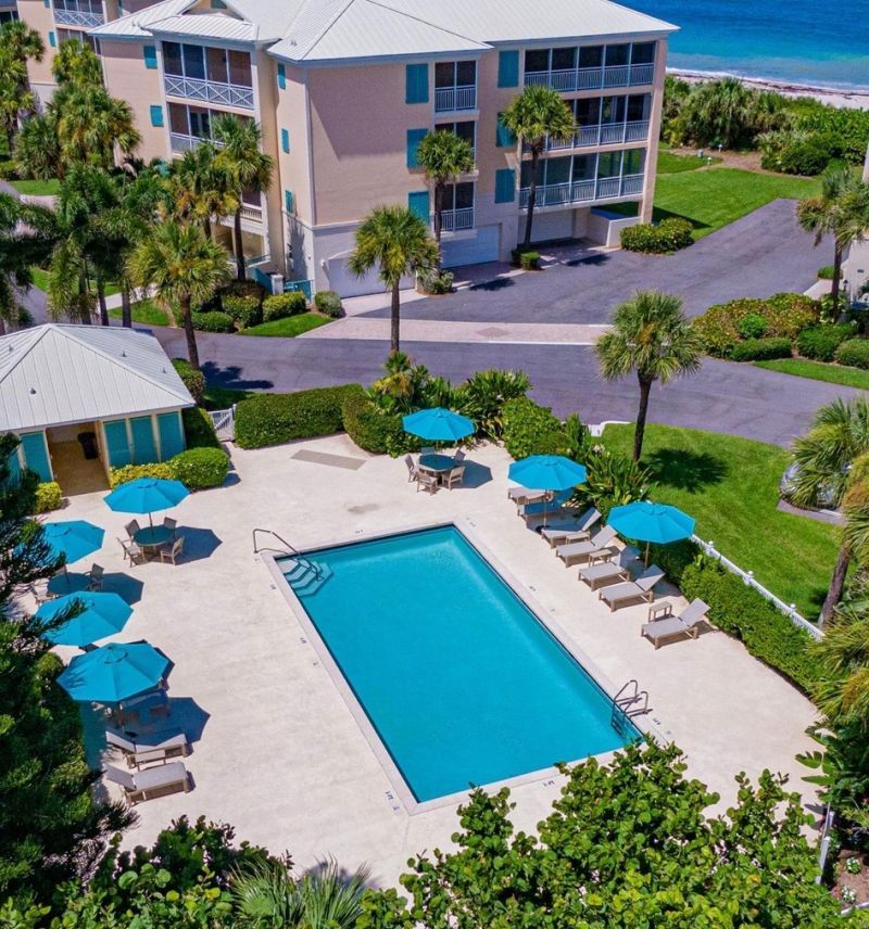 8814 S Sea Oaks Way, Unit 304, Vero Beach, FL 32963 Photo