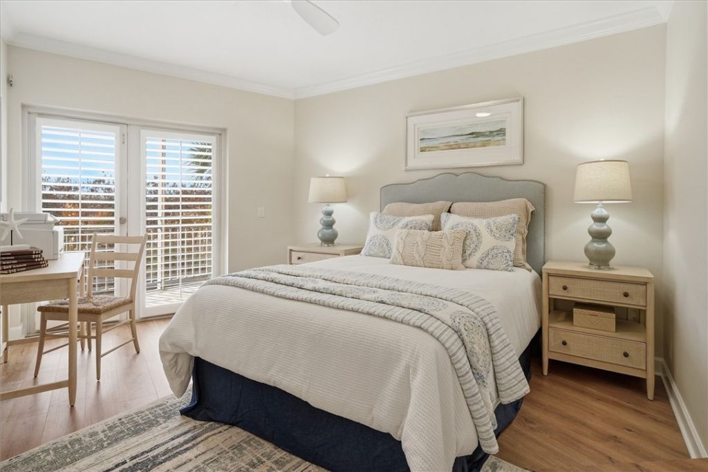 8814 S Sea Oaks Way, Unit 304, Vero Beach, FL 32963 Photo