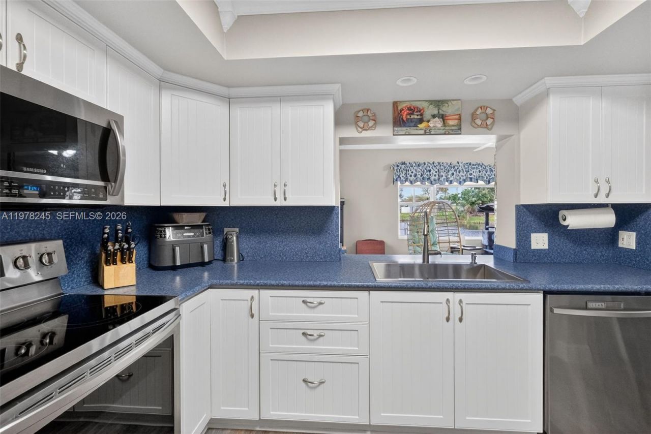 9291 NW 11th Ct , Pembroke Pines, FL 33024 Photo