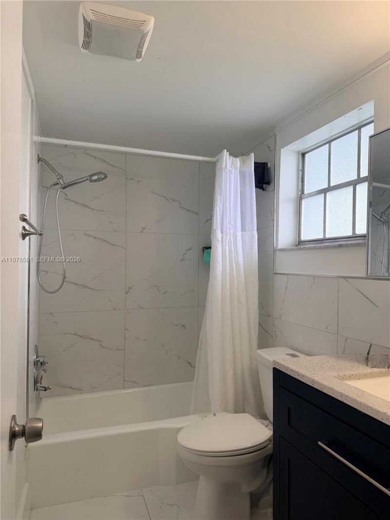 1101 Hillcrest Ct, Unit 206, Hollywood, FL 33021 Photo