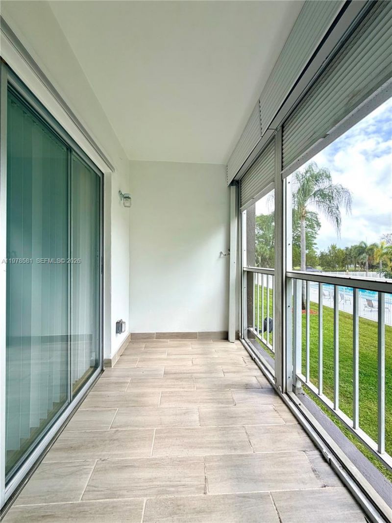 1101 Hillcrest Ct, Unit 206, Hollywood, FL 33021 Photo